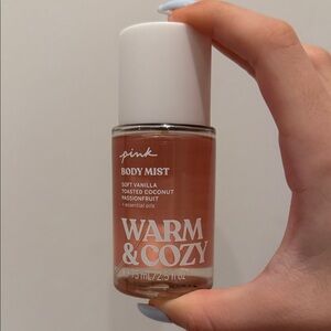 PINK Victoria's Secret Warm & Cozy Body Mist - Toasted Coconut & Passionfruit